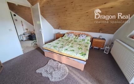 PREDAJ – Rodinný dom s garážou a altánkom – ČERVENÁ VODA okr. Sabinov