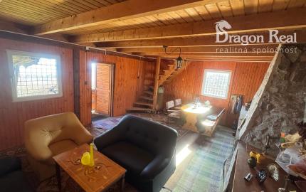 PREDAJ – Rodinná chata s 2 samostatnými jednotkami – ZEMPLÍNSKA ŠÍRAVA – Kaluža