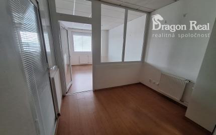 PRENÁJOM – 4 samostatné kancelárske priestory – ĽUBOTICE