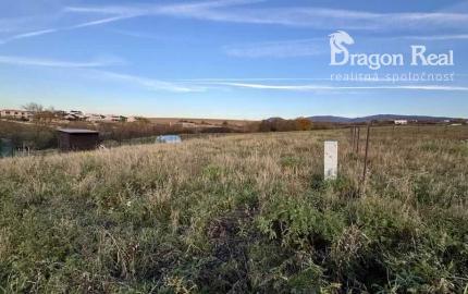 PREDAJ – investičný pozemok na budúcu výstavbu- 596 m2 – Ľubotice