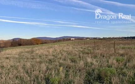 PREDAJ – investičný pozemok na budúcu výstavbu- 596 m2 – Ľubotice