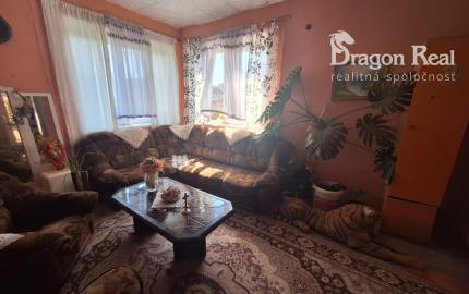 PREDAJ – Rodinný dom s veľkým pozemkom /2415m2/ – DRAHŇOV okr. Michalovce