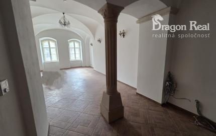 PRENÁJOM – Komerčné priestory o rozlohe 137m2 – PREŠOV