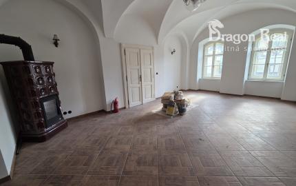 PRENÁJOM – Komerčné priestory o rozlohe 137m2 – PREŠOV