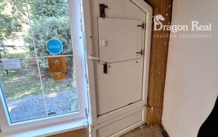 PRENÁJOM – Podnikateľský priestor / Obchodný priestor- MICHALOVCE