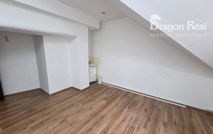 PRENÁJOM – 2x Kancelársky priestor o rozlohe 16m2 – MICHALOVCE