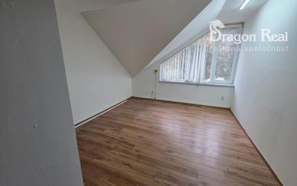 PRENÁJOM – 2x Kancelársky priestor o rozlohe 16m2 – MICHALOVCE