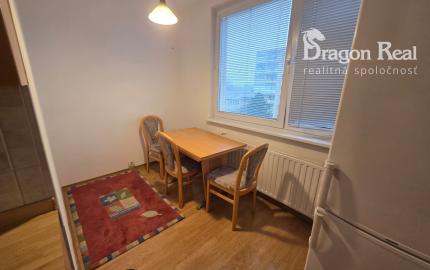 PREDAJ – 3 izbový byt Štefánikova ul. – MICHALOVCE