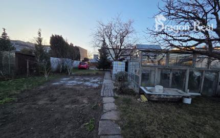 PREDAJ – 2-podlažný rodinný dom v zachovalom stave – TREBIŠOV