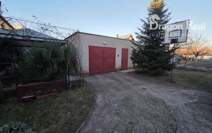 PREDAJ – 2-podlažný rodinný dom v zachovalom stave – TREBIŠOV