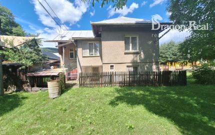 PREDAJ – Rodinný dom s drevenou chalúpkou – ĽUTINA okr.Sabinov