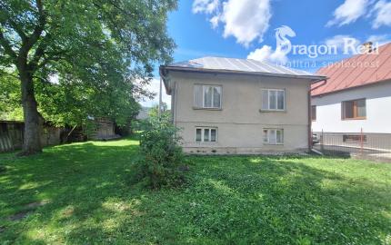 PREDAJ – Rodinný dom s drevenou chalúpkou – ĽUTINA okr.Sabinov