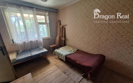 PREDAJ – Rodinný dom s drevenou chalúpkou – ĽUTINA okr.Sabinov