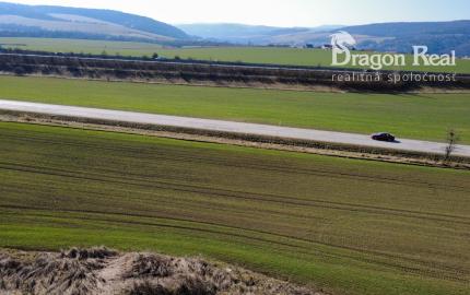 PREDAJ – Pozemok vhodný na výstavbu rodinného domu – SVINIA okr. Prešov