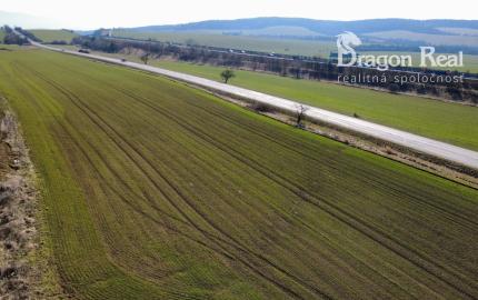 PREDAJ – Pozemok vhodný na výstavbu rodinného domu – SVINIA okr. Prešov