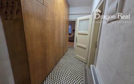 PREDAJ – Rodinný dom po čiastočnej rekonštrukcii – SOBRANCE