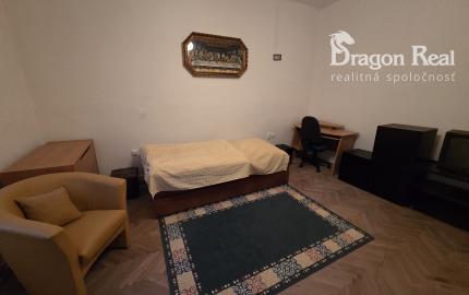 PREDAJ – Rodinný dom po čiastočnej rekonštrukcii – SOBRANCE