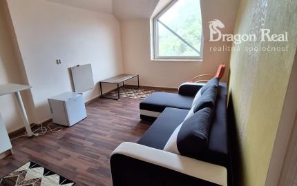 PRENÁJOM – 1.5 Izbový byt komplet zariadený – MICHALOVCE
