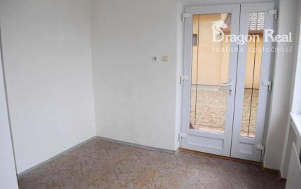 PREDAJ – Rodinný dom s garážou – VEĽKÉ KAPUŠANY