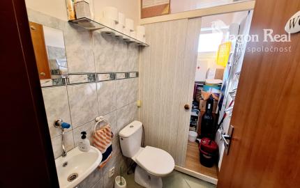 PREDAJ – Rodinný dom so záhradou a terasou – ĽUBOTICE