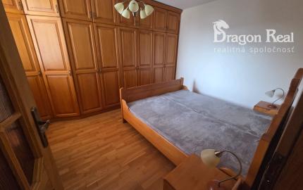 PREDAJ – 3-izbový byt čiastočne zariadený – Humenné (72 m²)