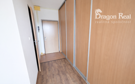 PREDAJ - 1,5 izbový byt s praktickou dispozíciou - KOŠICE