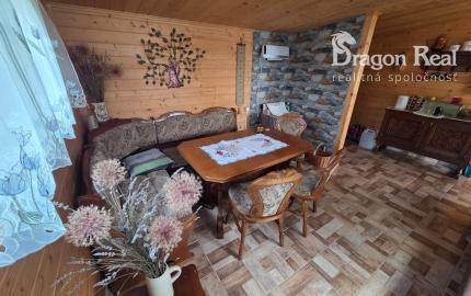 PREDAJ - Drevená chata s krásnou záhradou - MOLDAVA NAD BODVOU
