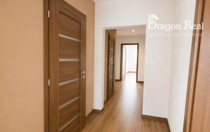 PRENÁJOM - 3 izbový byt čiastočne zariadený - MICHALOVCE