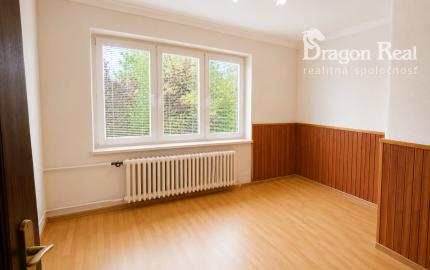 PREDAJ - 2-podlažný rodinný dom - VYŠNÁ ŠEBASTOVÁ časť Severná