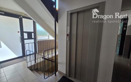 PREDAJ - 3 izbový byt s pražským balkónom - KOŠICE