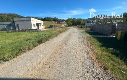 PREDAJ - Pozemok na výstavbu RD - JASENOV okr. Humenné