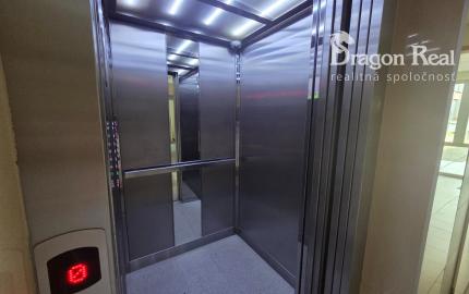 PREDAJ - 2 izbový byt s balkónom - MICHALOVCE - Nad Laborcom