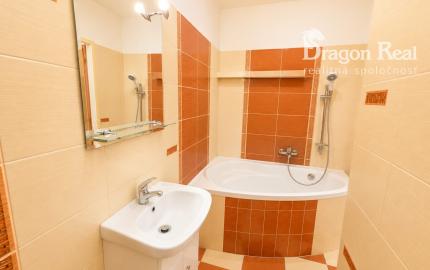 PREDAJ - 2 izbový byt s balkónom - MICHALOVCE - Nad Laborcom