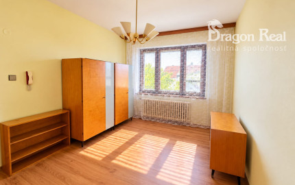 PREDAJ - Výnimočný rodinný dom s terasou a pozemkom 653 m2 - MICHALOVCE