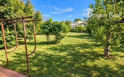 PREDAJ - Výnimočný rodinný dom s terasou a pozemkom 653 m2 - MICHALOVCE
