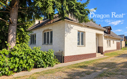 PREDAJ - Pozemok 650m2 so starším rodinným domom - SUCHÉ okr.Michalovce