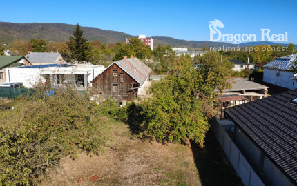 PREDAJ - Stavebný pozemok 1692m2 - STRÁŽSKE okr. Michalovce