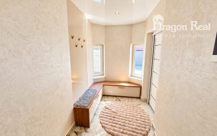 PREDAJ - Luxusný 6 izbový rodinný dom - MICHALOVCE