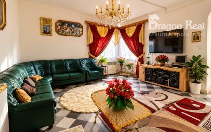 PREDAJ - Rodinný dom so 4 samostatnými bytovými jednotkami - PREŠOV