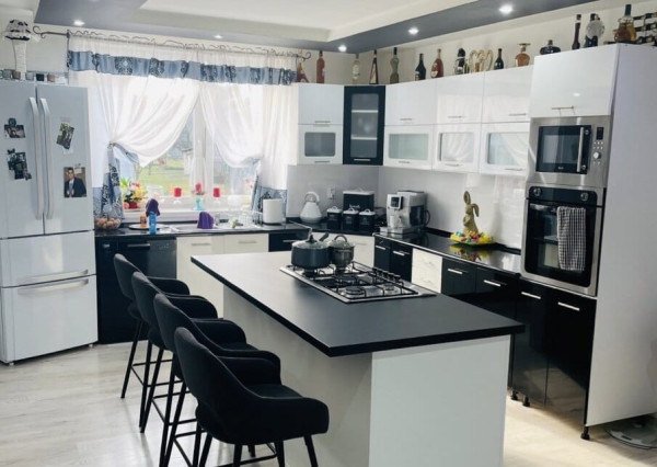 PREDAJ – 4 Izbový rodinný dom – TREBIŠOV