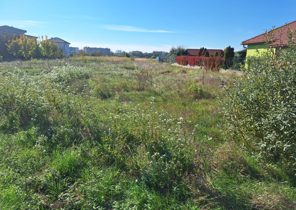 PREDAJ – Stavebný pozemok o rozlohe 7651 m2 – MICHALOVCE