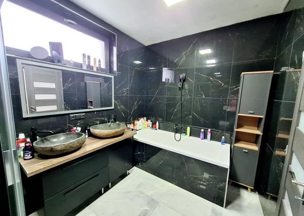 PREDAJ – 5 izbová novostavba bungalov – okr. SOBRANCE