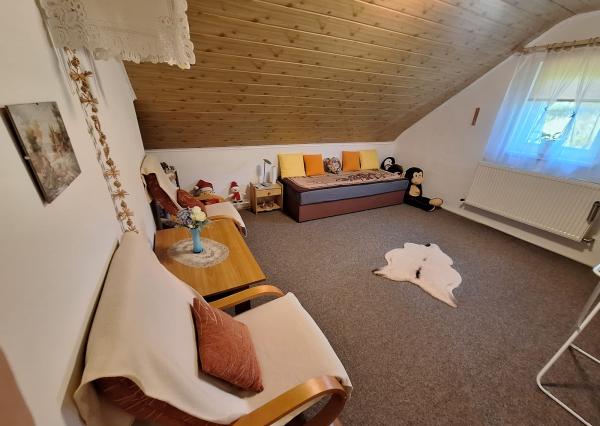 PREDAJ – Rodinný dom s garážou a altánkom – ČERVENÁ VODA okr. Sabinov