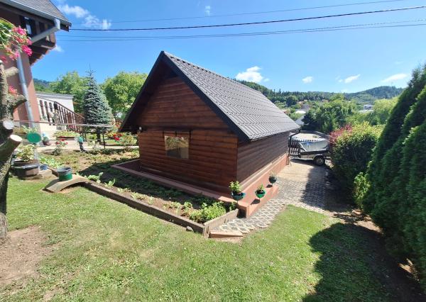 PREDAJ – Rodinný dom s garážou a altánkom – ČERVENÁ VODA okr. Sabinov