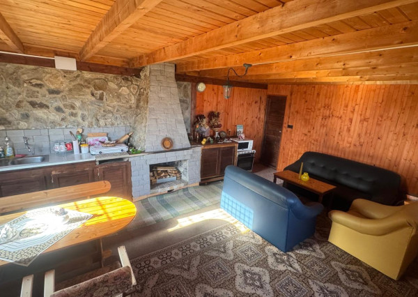 PREDAJ – Rodinná chata s 2 samostatnými jednotkami – ZEMPLÍNSKA ŠÍRAVA – Kaluža