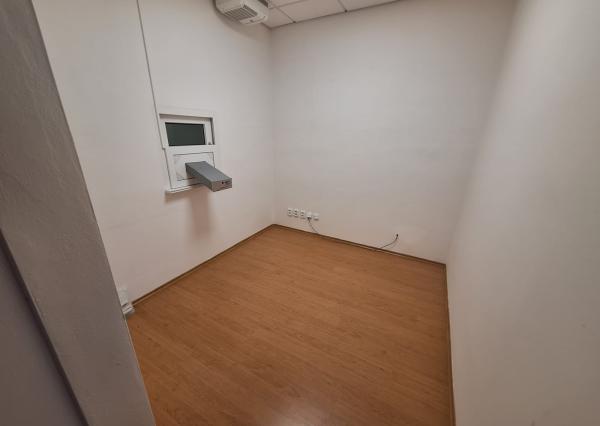 PRENÁJOM – 4 samostatné kancelárske priestory – ĽUBOTICE