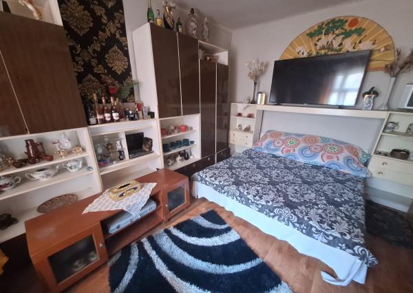 PREDAJ – Rodinný dom s veľkým pozemkom /2415m2/ – DRAHŇOV okr. Michalovce