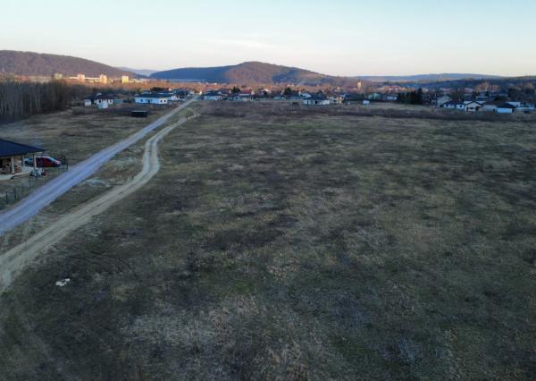 PREDAJ – Investičný pozemok o rozlohe 2768 m2- VEĽKÝ ŠARIŠ časť BARATOKY