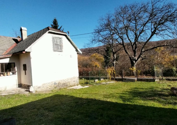 PREDAJ – Rodinný dom pri lese a prírode – REMETSKÉ HÁMRE okr.Sobrance