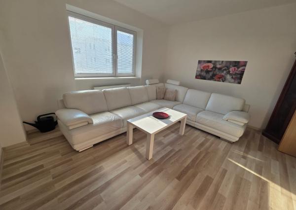 PREDAJ – 3 izbový byt v centre mesta – MICHALOVCE